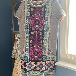 Anthropologie Akemi + Kin